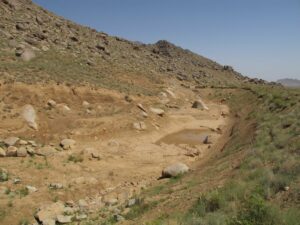 Dried-out-openning-of-the-lower-qanat